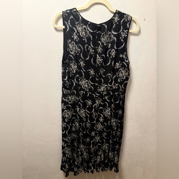 Talbots Black & White Floral Scroll Midi Dress NWT Size 10 Elegant Sleeveless - Picture 3 of 7